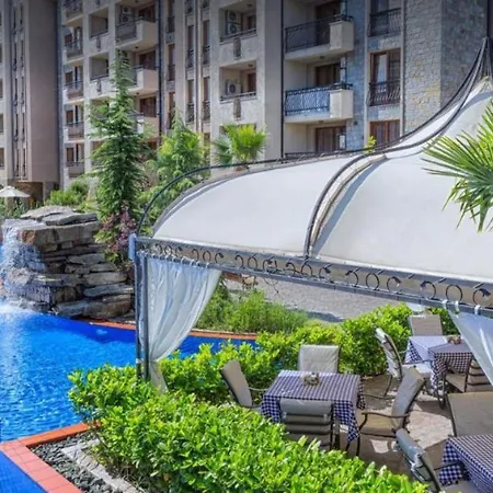 Apartment Beautiful Deluxe 2-bed In Sunny *
