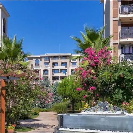 Beautiful Deluxe 2-bed In Sunny Apartment Sunny Beach